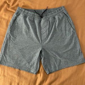 Outdoor Voices All Day 7” shorts